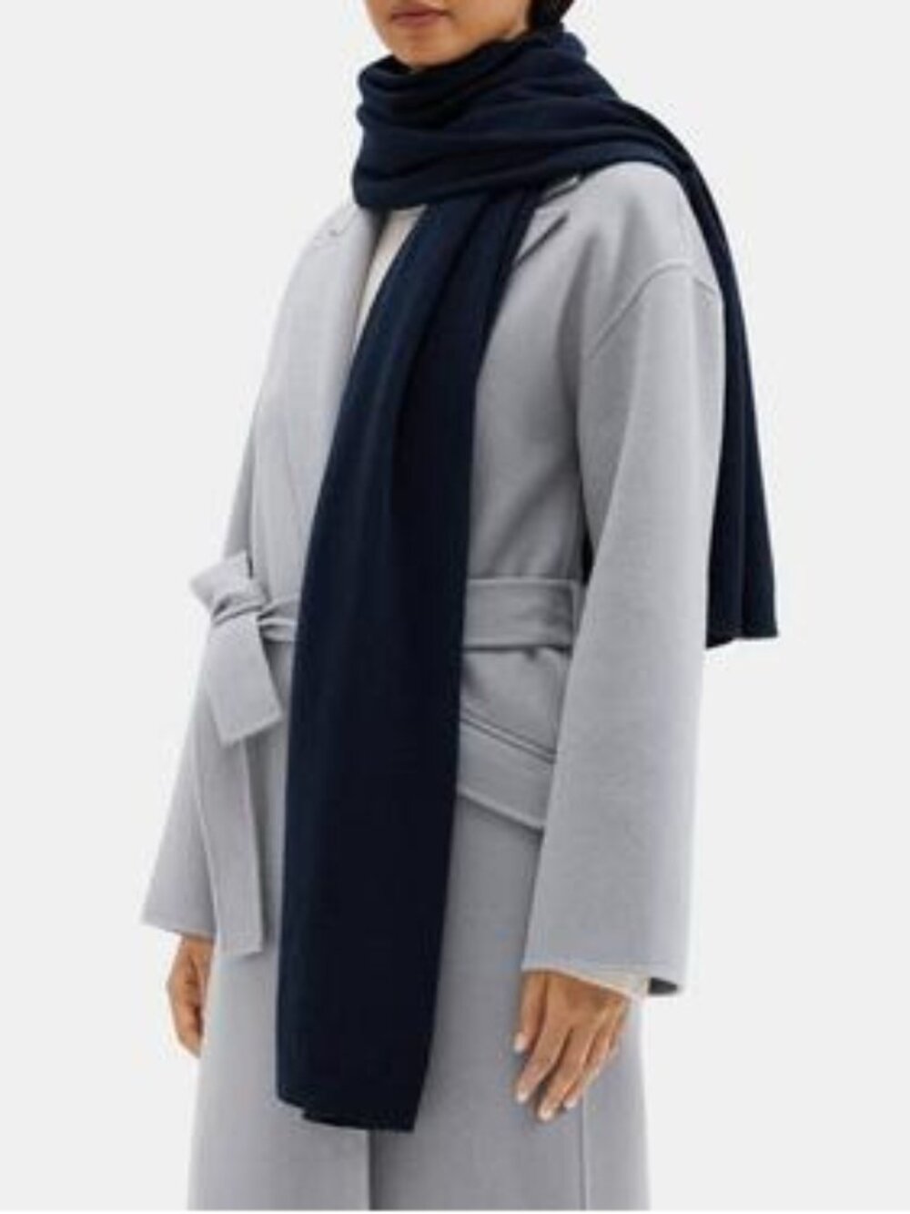 Theory Cozy Scarf in Cashmere